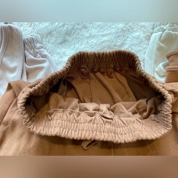 NWOT Amazon Six Piece Matching Cropped Tank & Short Sets Size Medium - Picture 6 of 8